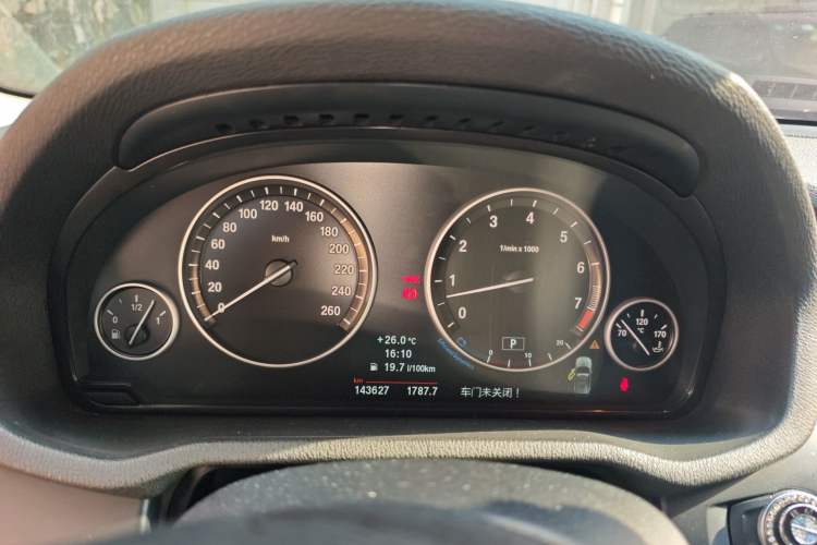 Used BMW X3 2011 xDrive28i Luxury Model Instrument Cluster