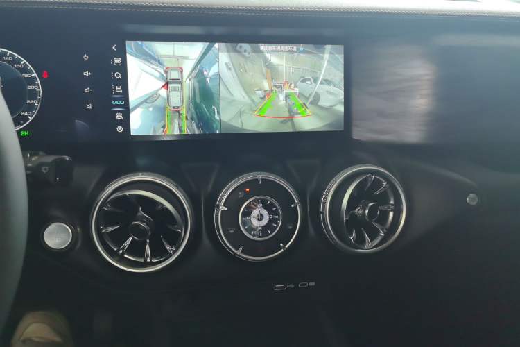 Used Tank 300 2021 Off-Road Edition 2.0T Conqueror Audio And AC Panel