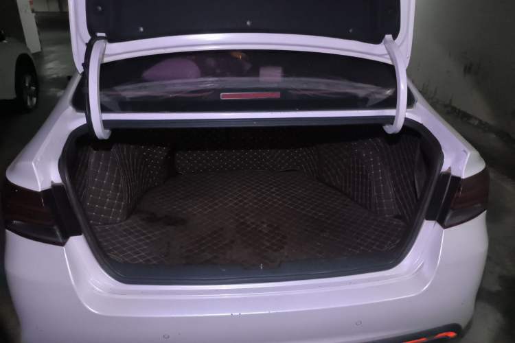 Used Kia K3 (Kai Shen) 2017 1.8L Automatic GLS Trunk