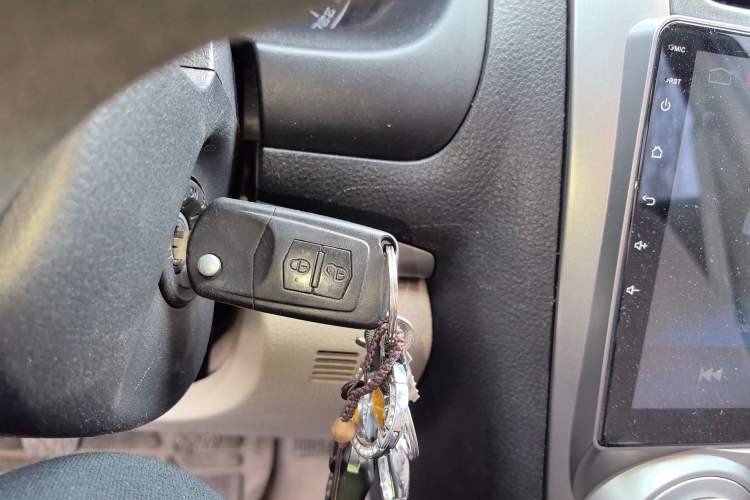 Used Bestune B50 2011 1.6L manual fashion version
