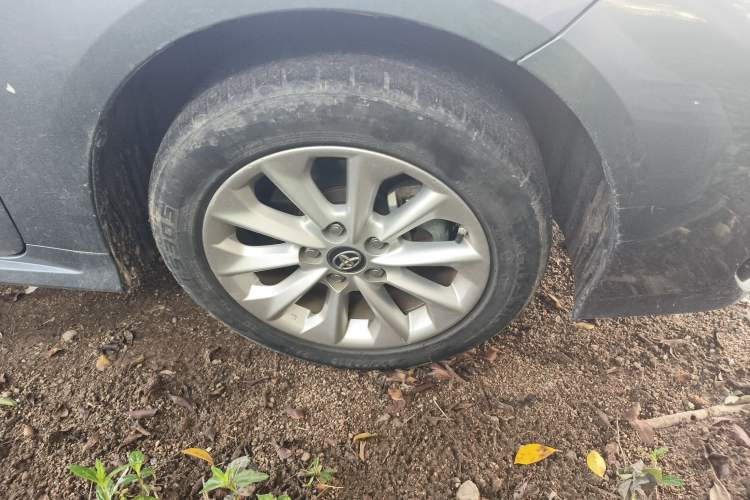 Used Toyota Corolla 2021 Dual-Motor 1.8L E-CVT Elite Edition