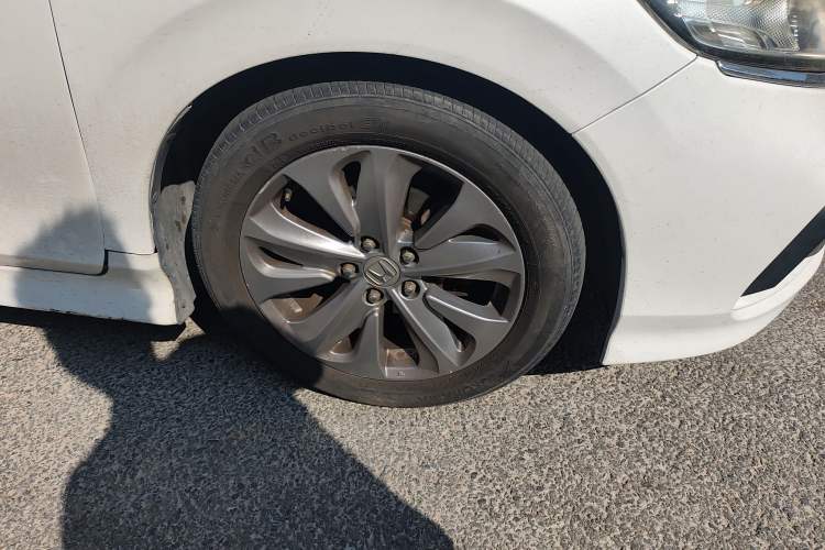 Used Honda Jade 2017 1.8L automatic Comfort version 5 seats