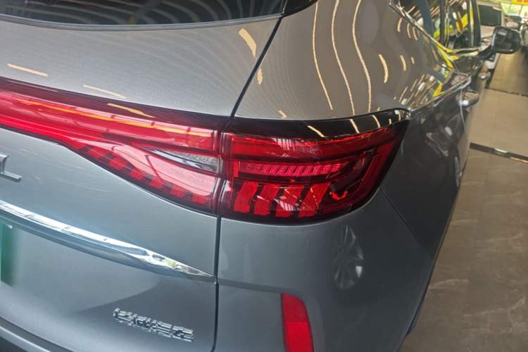 Used Haval H6 2024 1.5T Two-Wheel-Drive Classic Edition
