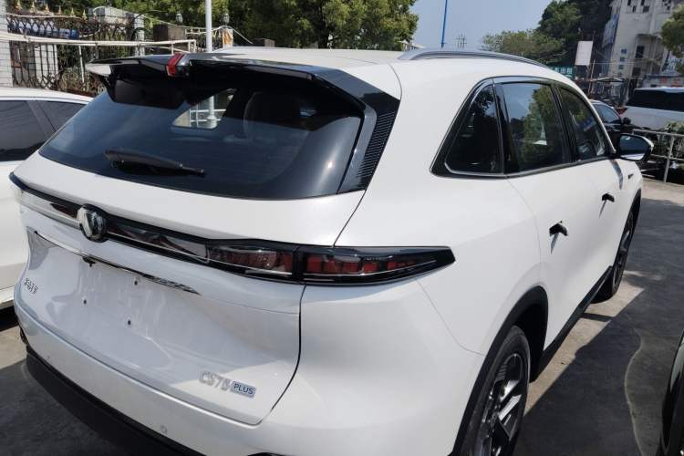 Used CHANGAN CS75 PLUS 2025 Model, 4th Generation 1.5T New Blue Whale Smart Excellence Version