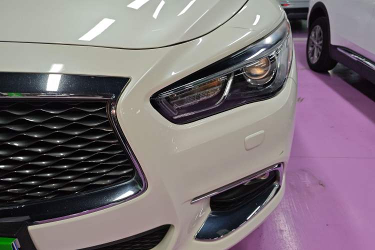 Used Infiniti QX60 2016 2.5 S/C Hybrid Two-Wheel-Drive Excellence Edition China V Standard