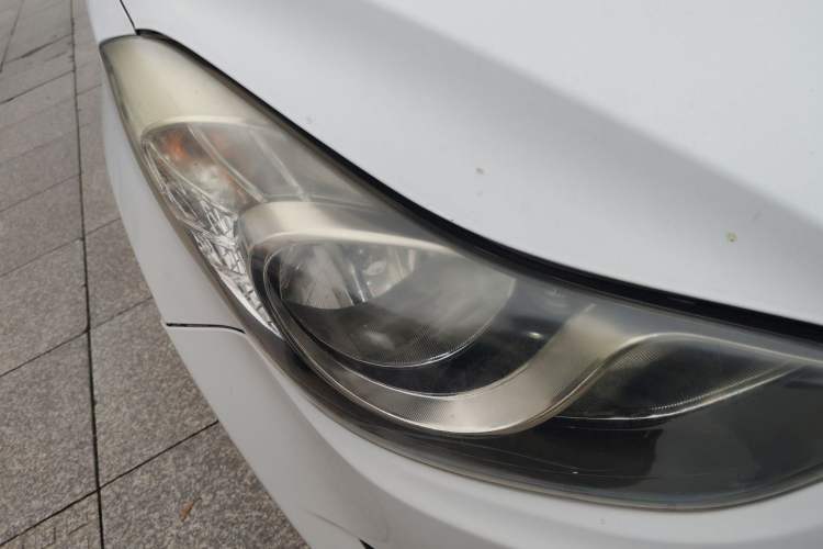 Used Hyundai Elantra (5th Generation / Langdong) 2015 1.6L Automatic Leading Model Right Front Headlight