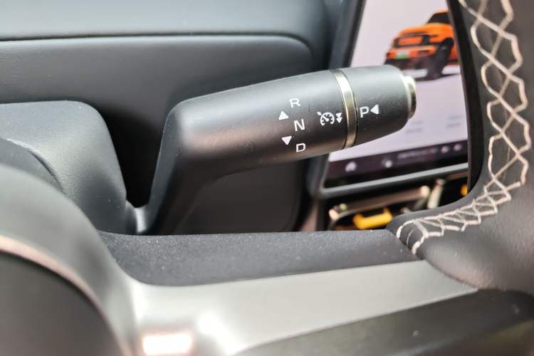 Used iCAR V23 2025 401 Two-Wheel Drive Intelligent Driving Version