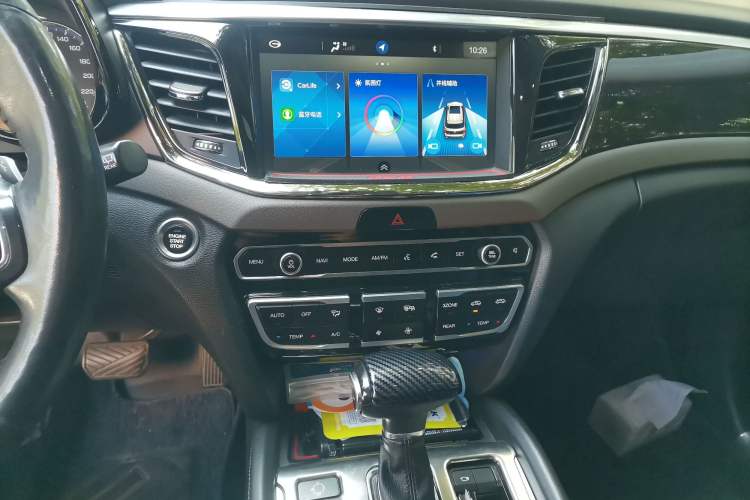 Used GAC Trumpchi GS8 2017 320T Two-Wheel Drive Luxury Smart Connectivity Version (7 Seats)
