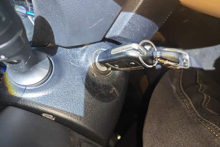 Used Toyota Fortuner 2016 2.7L Middle East Version Vehicle Key