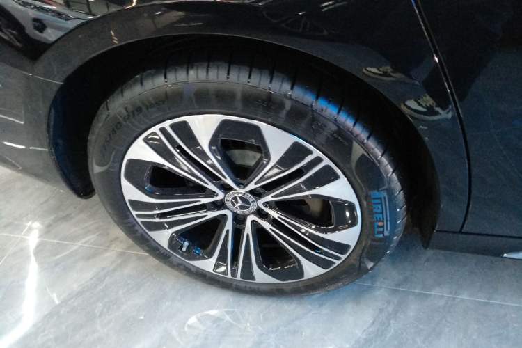 Used Mercedes-Benz E-Class 2026 E 300 L Luxury
