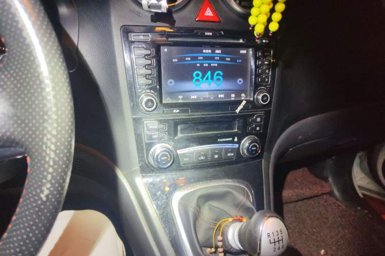 Used Haval H6 2015 Upgraded Model 1.5T Manual Two-Wheel Drive Elite Version