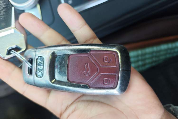 Used Audi A4L 2019 40 TFSI Fashion Version China V
