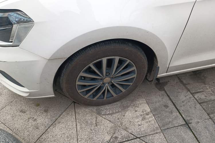 Used Volkswagen Jetta 2017 1.5L Automatic Fashion Model
