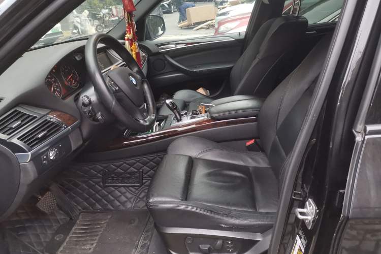 Used BMW X5 2011 xDrive35i Leading Model
