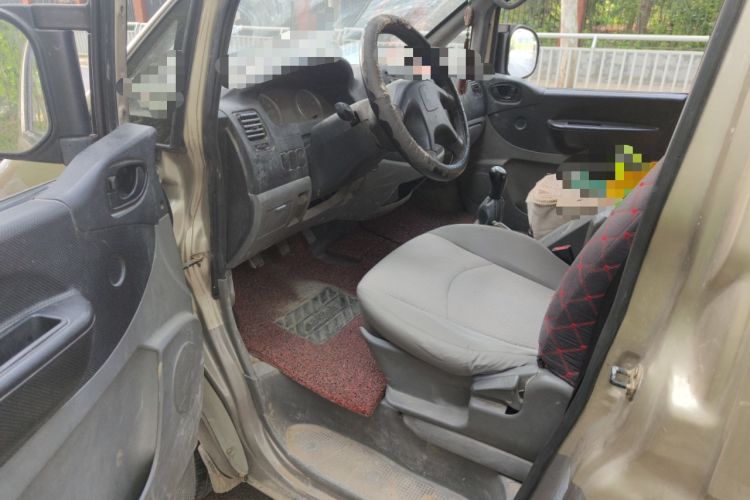 Used FORTHING Lingzhi 2014 M3 1.6L 7-Seater Comfort Model Driver Seat