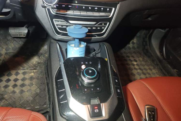 Used BAIC Beijing EU5 2019 R500 Smart Wind Edition