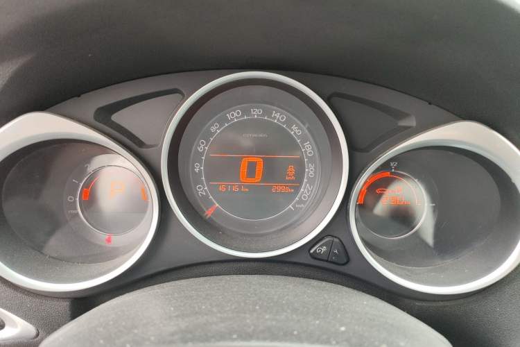 Used Citroen C4L 2013 1.8L Automatic Jingzhi Edition Instrument Cluster