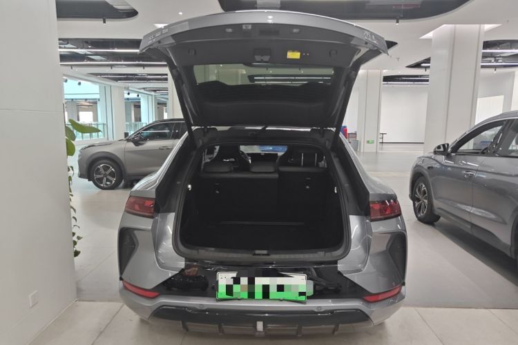 Used BYD Song L EV 2025 Intelligent Driving Version 662 km LiDAR Excellence Edition