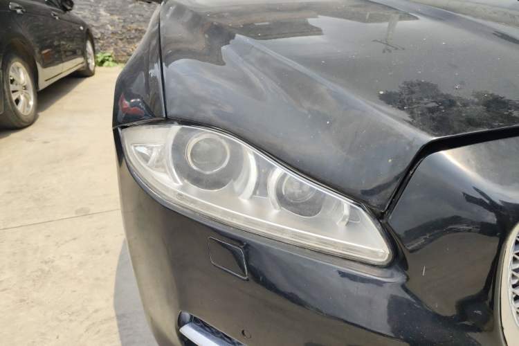 Used Jaguar XJ 2012 XJL 3.0 Panoramic Business Edition Right Front Headlight