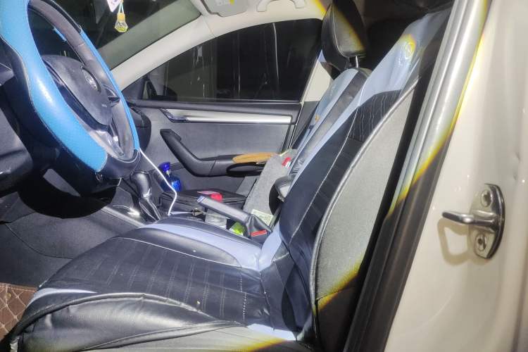 Used Skoda Octavia 2018 1.6L Automatic Comfort Edition Left Front Seat