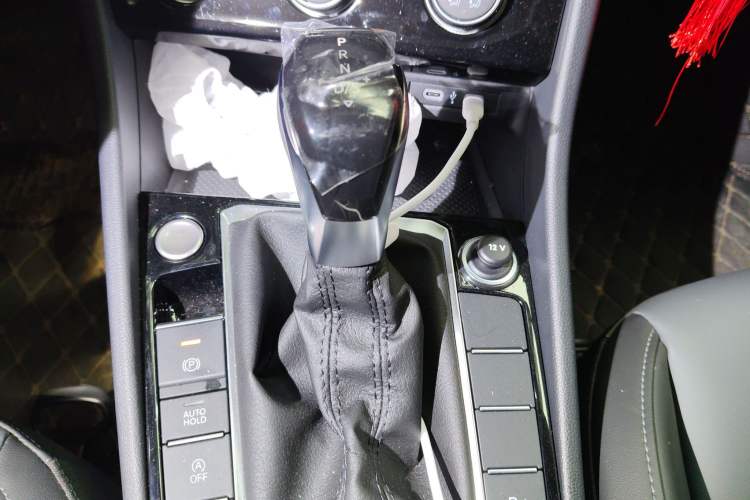 Used Volkswagen Sagitar 2026 Model 30 Million Units Selected 300TSI DSG Surpassing Edition