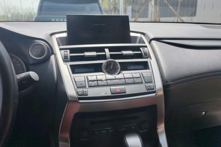 Used Lexus NX 2016 200 All-Wheel Drive FENGSHANG Version Audio And AC Panel