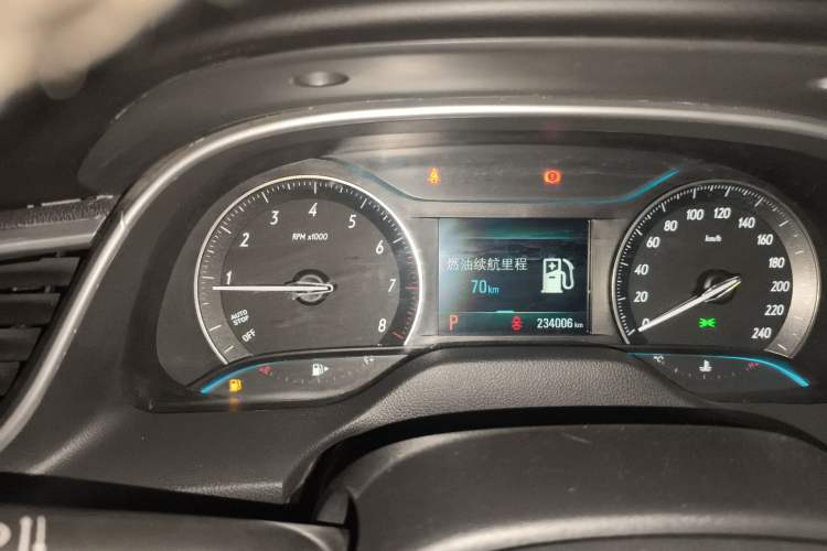 Used Buick GT 2018 18T Automatic Elite Model Instrument Cluster