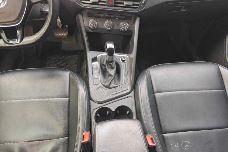 Used Volkswagen Tayron 2019 Teramont Edition 280TSI Two-Wheel Drive Comfort Model China VI Standard