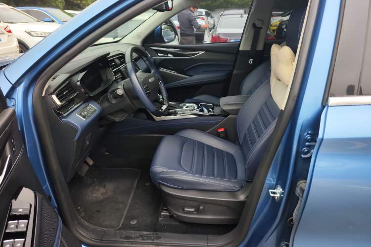 Used SAIC MAXUS D60 2019 1.5T Automatic Prestige 7-Seater Left Front Seat