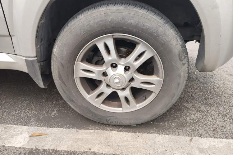 Used Haval H3 2010 Leading Edition 2.5 TCI Two-Wheel Drive Comfort Model