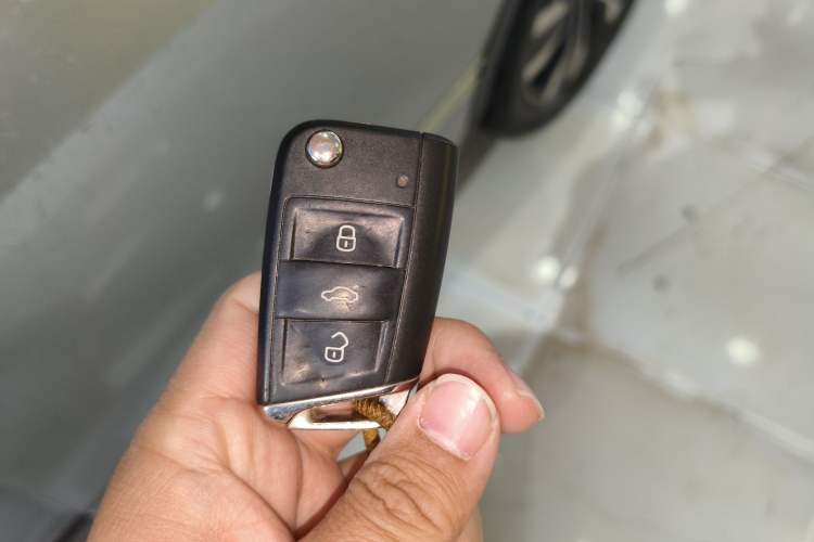 Used Volkswagen Tiguan L 2022 330TSI Automatic Two-Wheel Drive R-Line Flagship Edition