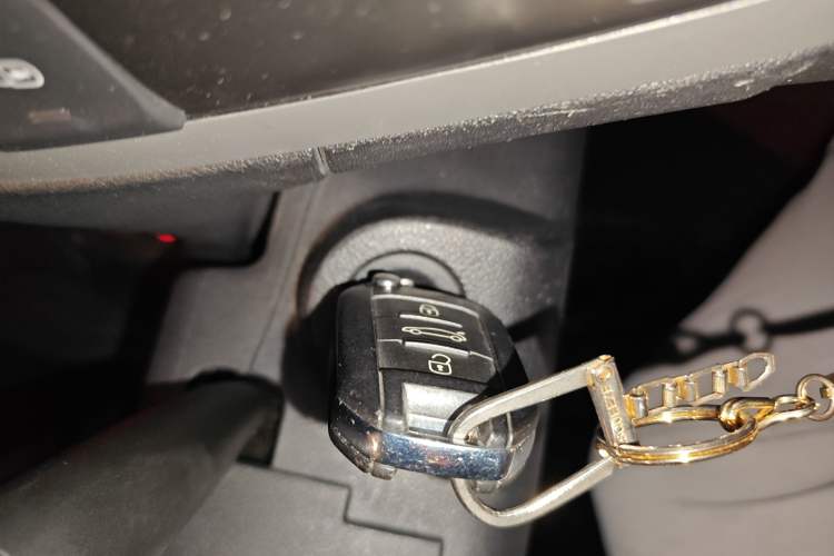 Used Peugeot 301 2014 1.6L Automatic Comfort Edition
