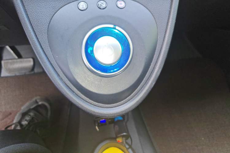 Used ORA Black Cat 2022 301km "Cute Pet" Version – Lithium Iron Phosphate