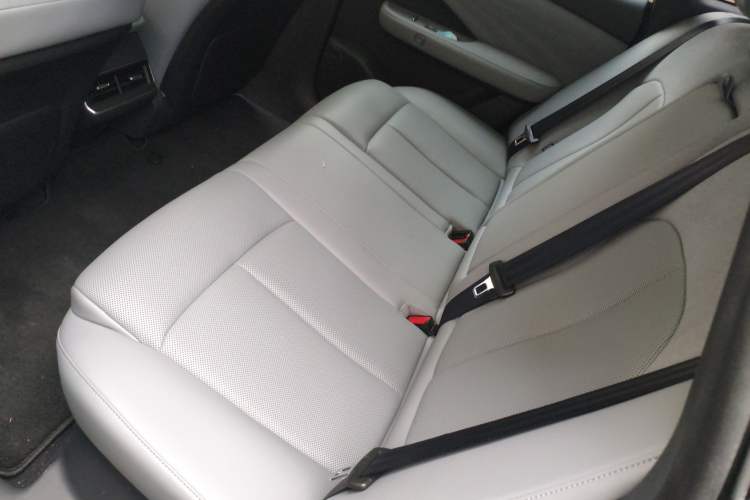 Used Nissan N7 2025 510 Pro Left Rear Seat