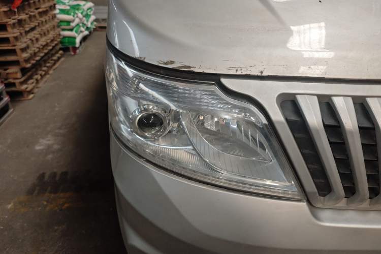 Used CHANGAN KAICHENG Ruixing M80 2019 1.5L Base Version 2-Seater Single-Steamed Air Conditioning China VI Standard Flat Roof Rear-Hinged Doors DAM15KR Right Front Headlight