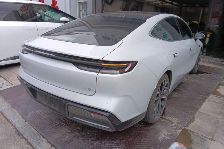 Used Geely Galaxy E8 2025 700 km Long-Range Intelligent Driving Version