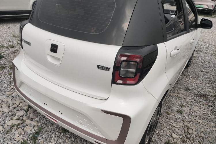 Used JAC Yiwei E10X 2024 Charming Edition 301km Lite

