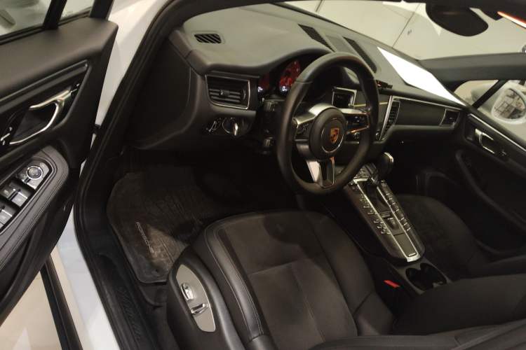 Used Porsche Macan 2017 Macan 2.0T
