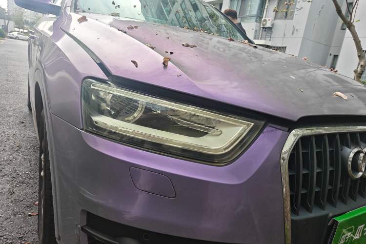 Used Audi Q3 2015 35 TFSI quattro Comfort model Right Front Headlight