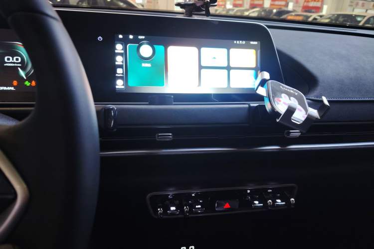 Used ORA Good Cat 2021 400km Standard Range Athena Edition Lithium Iron Phosphate
