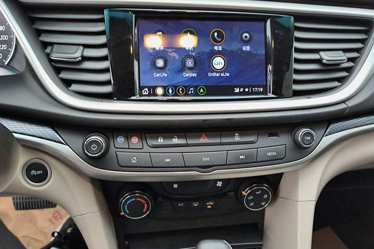 Used Buick GT 2021 Exemplar 1.5L Automatic Elite Version Audio And AC Panel