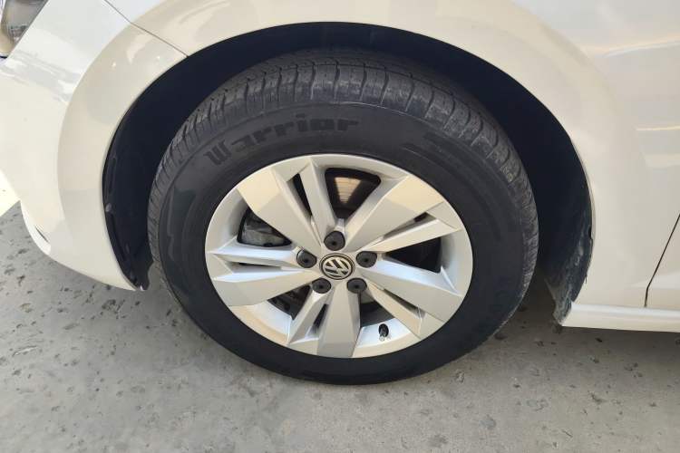 Used Volkswagen Polo 2019 Plus 1.5L Automatic Panoramic Enjoyment Edition Left Front Wheel Hub