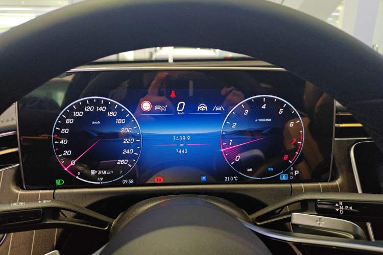 Used Mercedes-Benz E-Class 2025 Facelift E 300 L Fashion Edition
