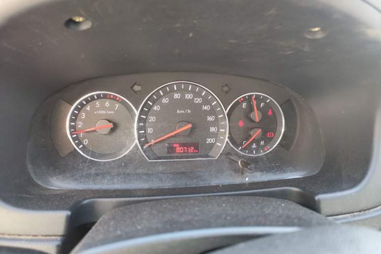 Used CHANGAN Alsvin V3 2012 1.3L Manual Comfort Version China IV Standard
