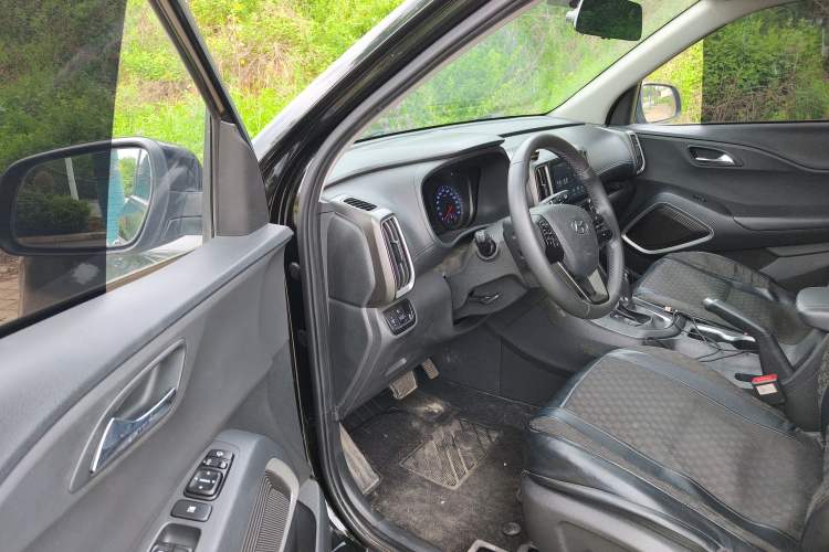 Used Hyundai ix35 2019 2.0L Automatic 2WD Zhiyong·Changxiang Edition China VI Standard Driver Seat