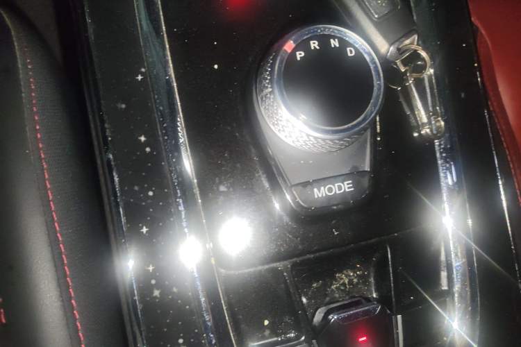 Used SWM G05 2022 PRO 1.5T DCT Luxury Model 7 Seats