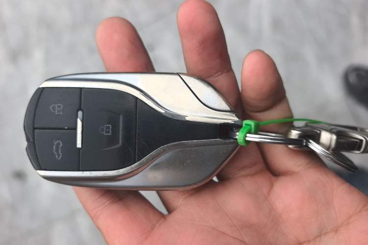 Used Hanteng X7 2016 1.5T Manual Luxury Edition