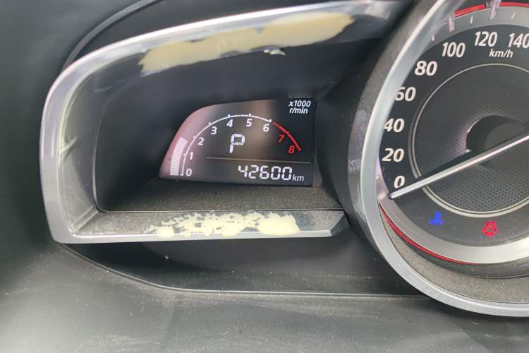 Used Mazda 3 Axela 2016 Sedan 1.5L Automatic Comfort Model