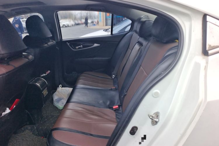 Used Honda Crider 2013 1.8L automatic luxury edition
