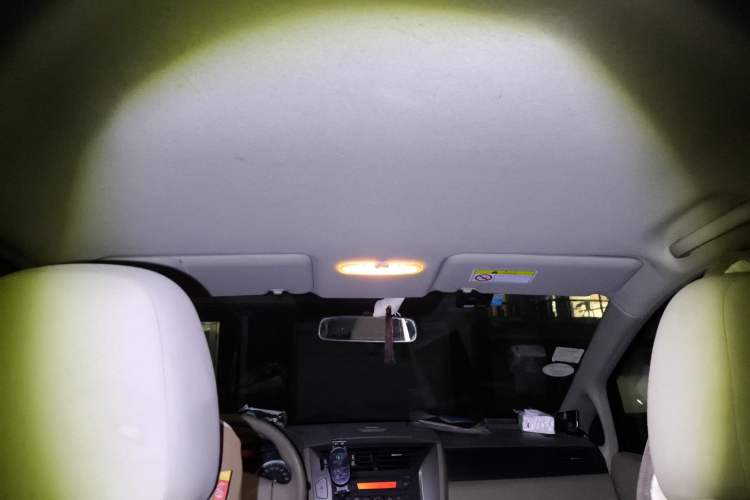 Used Venucia D50 2012 1.6L Automatic Comfort Edition